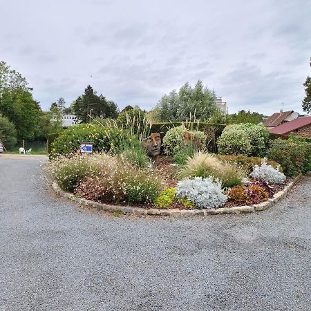 Camping Le Brochet Péronne Eksteriør billede