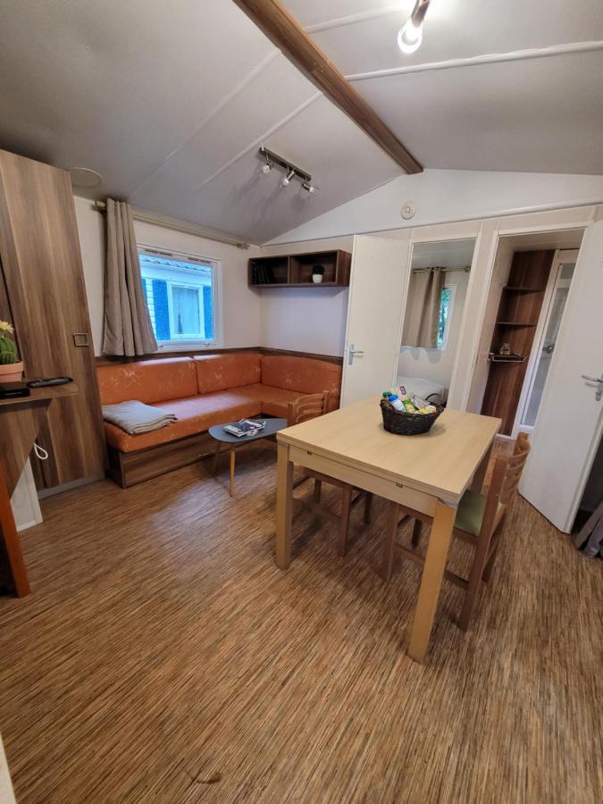 Camping Le Brochet Péronne Eksteriør billede