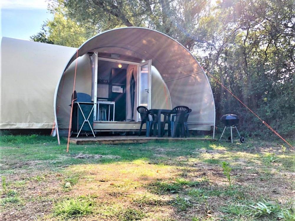 Camping Le Brochet Péronne Eksteriør billede